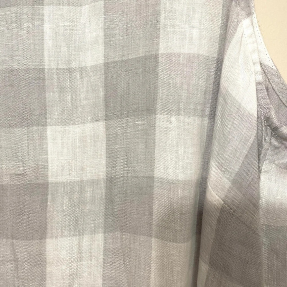 J. Jill Love Linen | Women's Plaid Gray & White Button Back Tank Small Petite - Picture 3 of 6